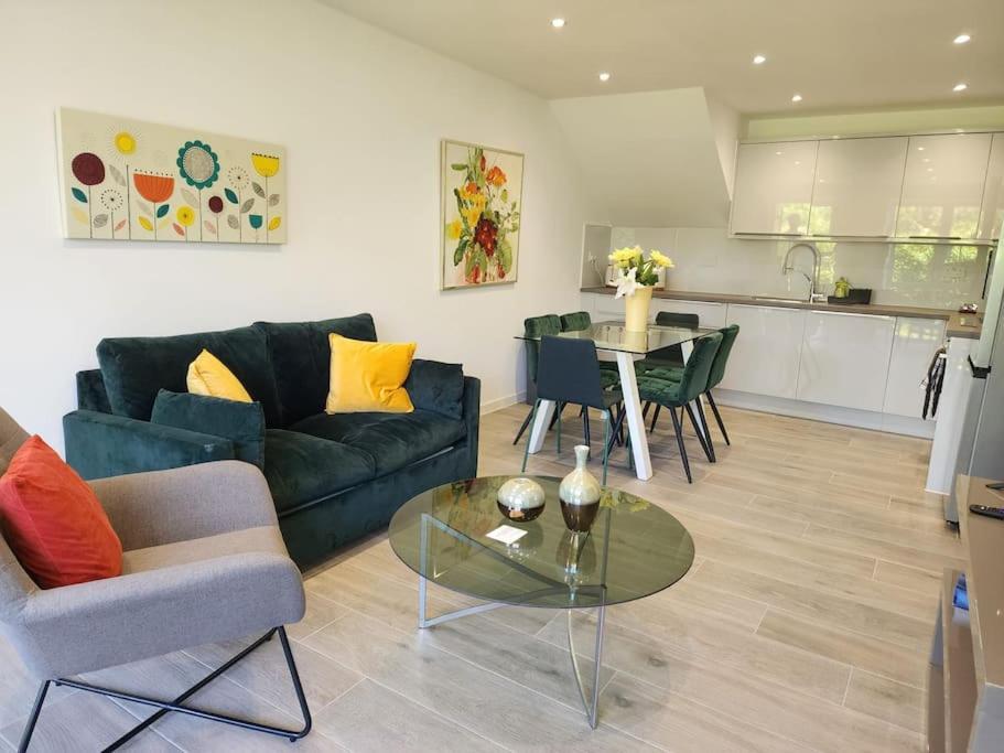 Paradigm Court, Modern 3-Bedroom Flat 1, Oxford Eksteriør billede