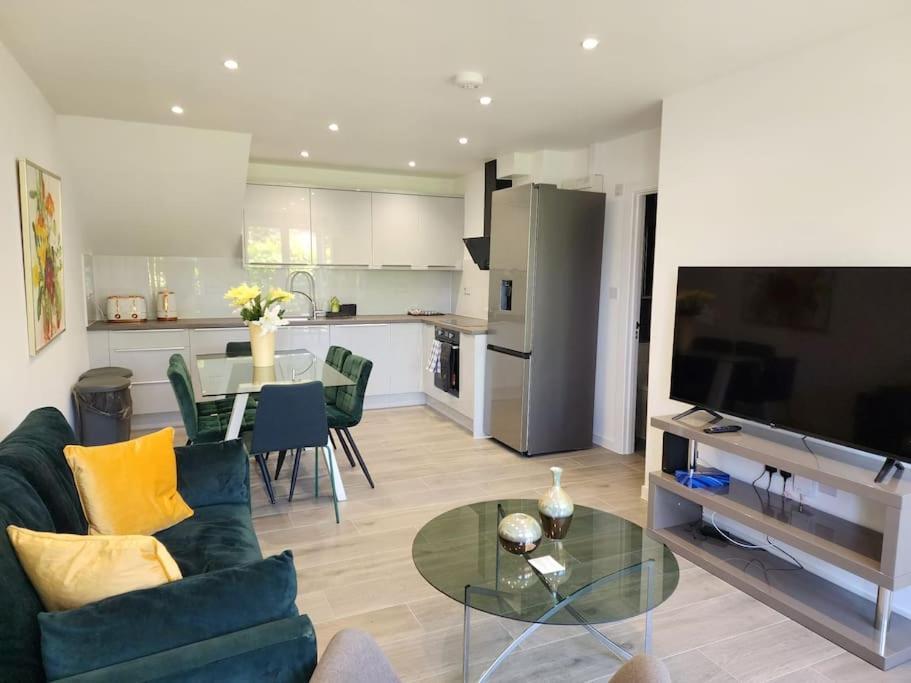 Paradigm Court, Modern 3-Bedroom Flat 1, Oxford Eksteriør billede